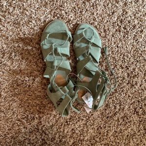 Women’s sandals